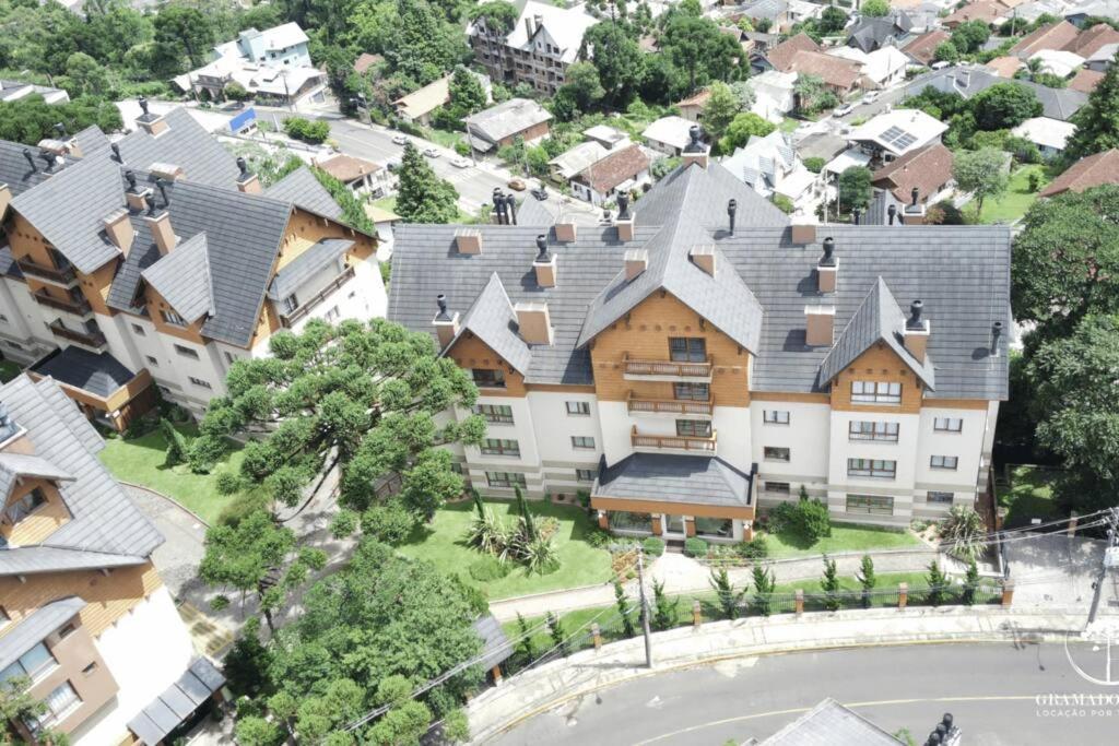 Apartamento Novo No Centro De Грамаду Экстерьер фото