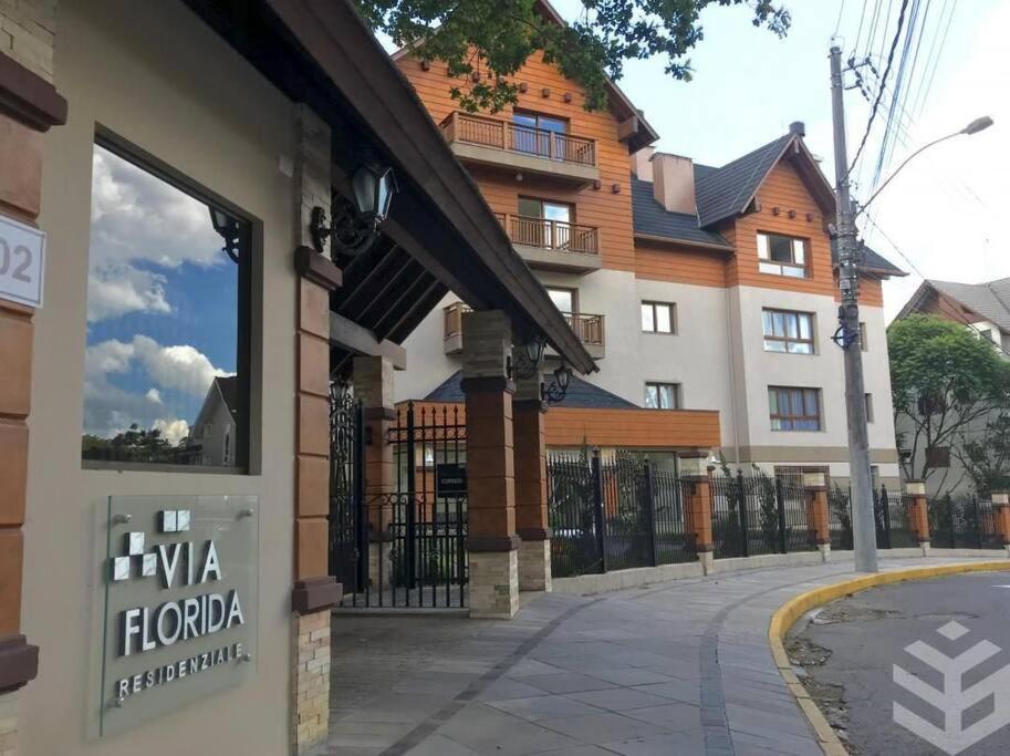 Apartamento Novo No Centro De Грамаду Экстерьер фото