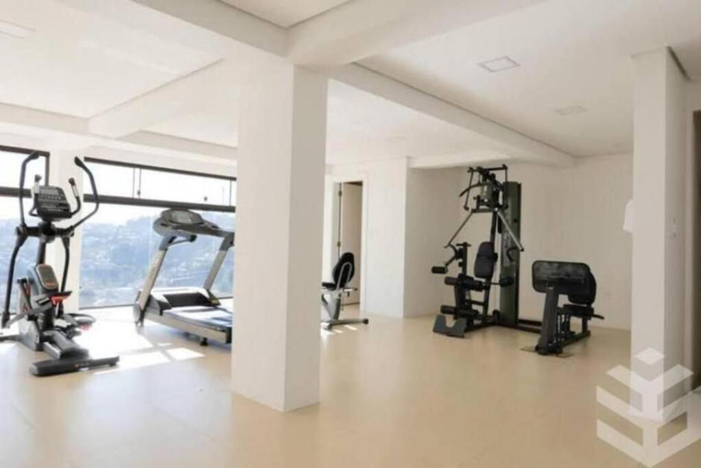 Apartamento Novo No Centro De Грамаду Экстерьер фото